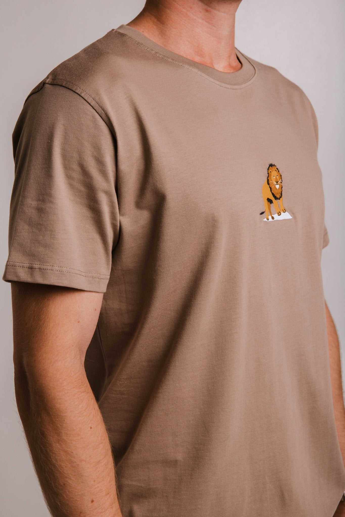 Lion T-shirt - Milky Brown - Image 3
