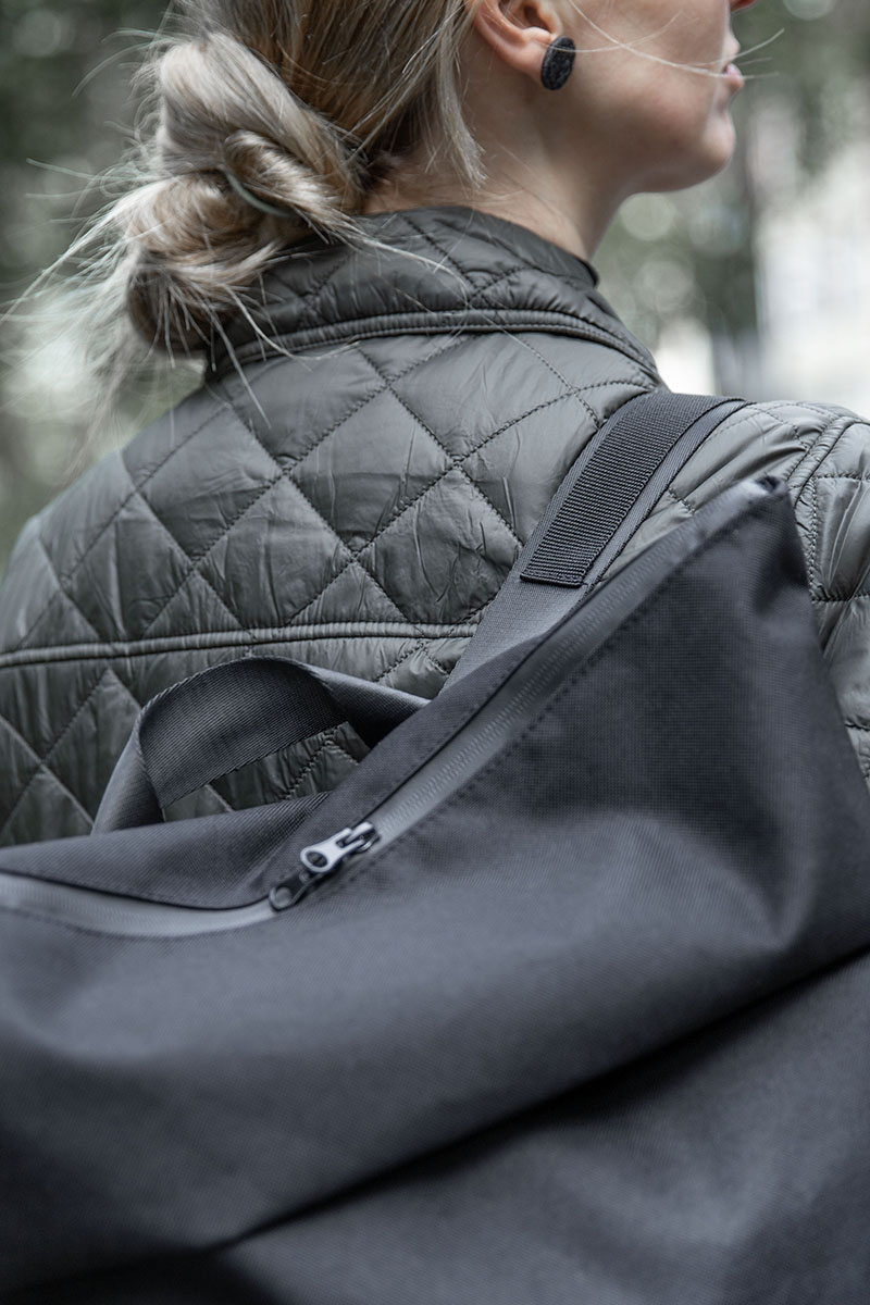HØLAR Weatherproof Backpack - Image 7